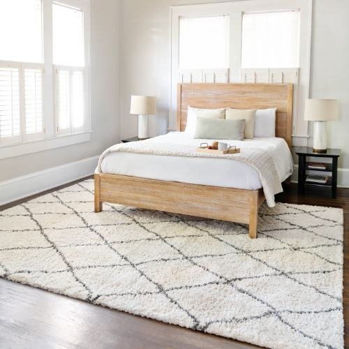 Elegant Shaggy Rugs Dubai