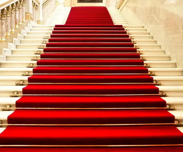Grand Entrance with Red Carpets in Dubai