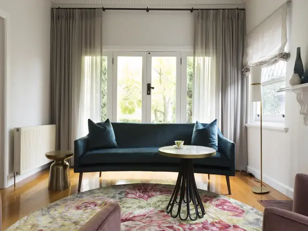 Installation Service for Pinch Pleat Curtains in Dubai